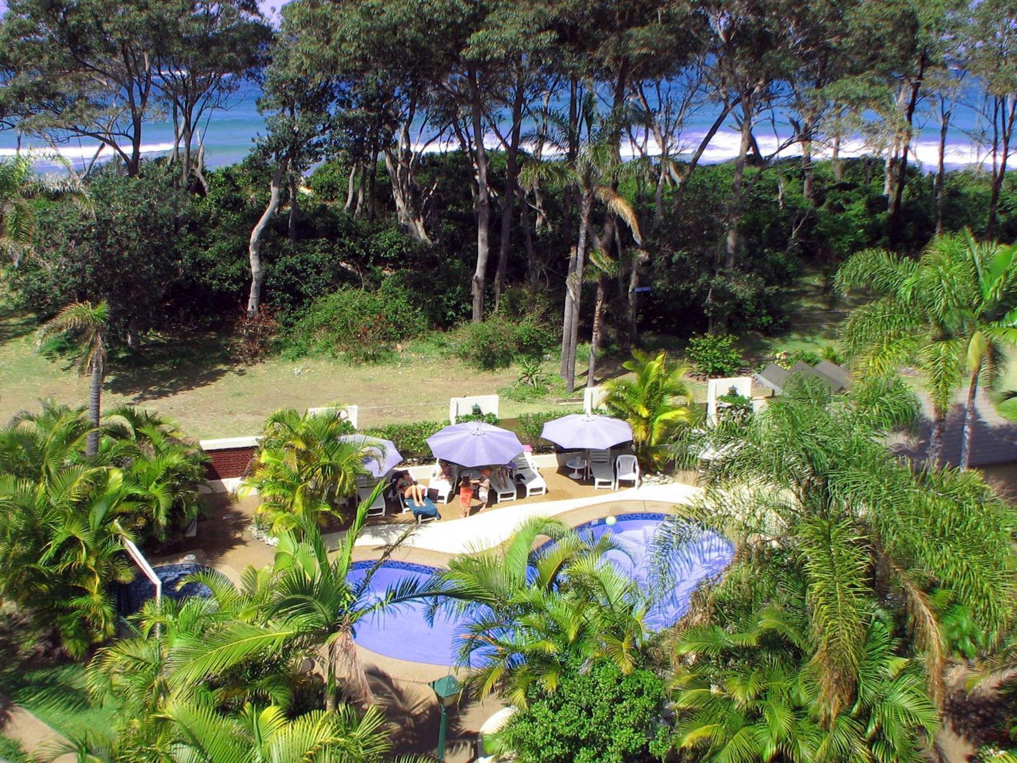Smugglers On The Beach Kororo Basin Luaran gambar